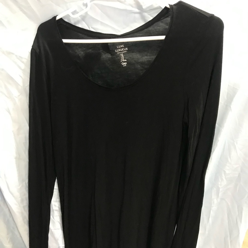 Women’s long sleeve